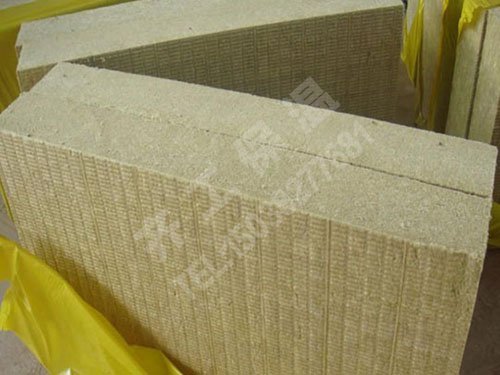 在使用巖棉板時如何準(zhǔn)確地應(yīng)用?